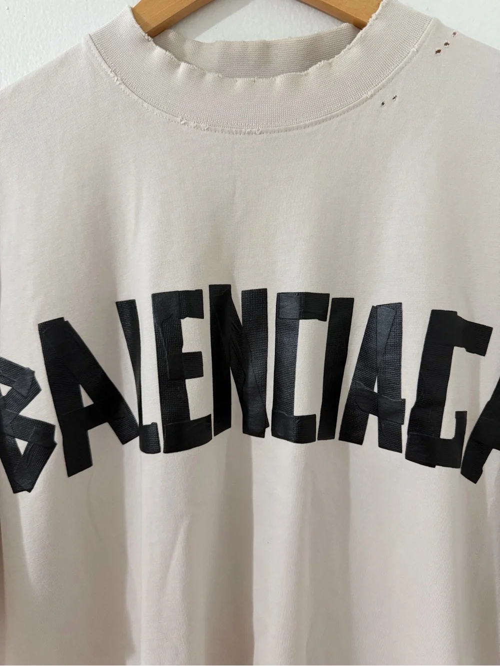 Balenciaga Off-White Tee with Black Logo - Picture 2 of 5